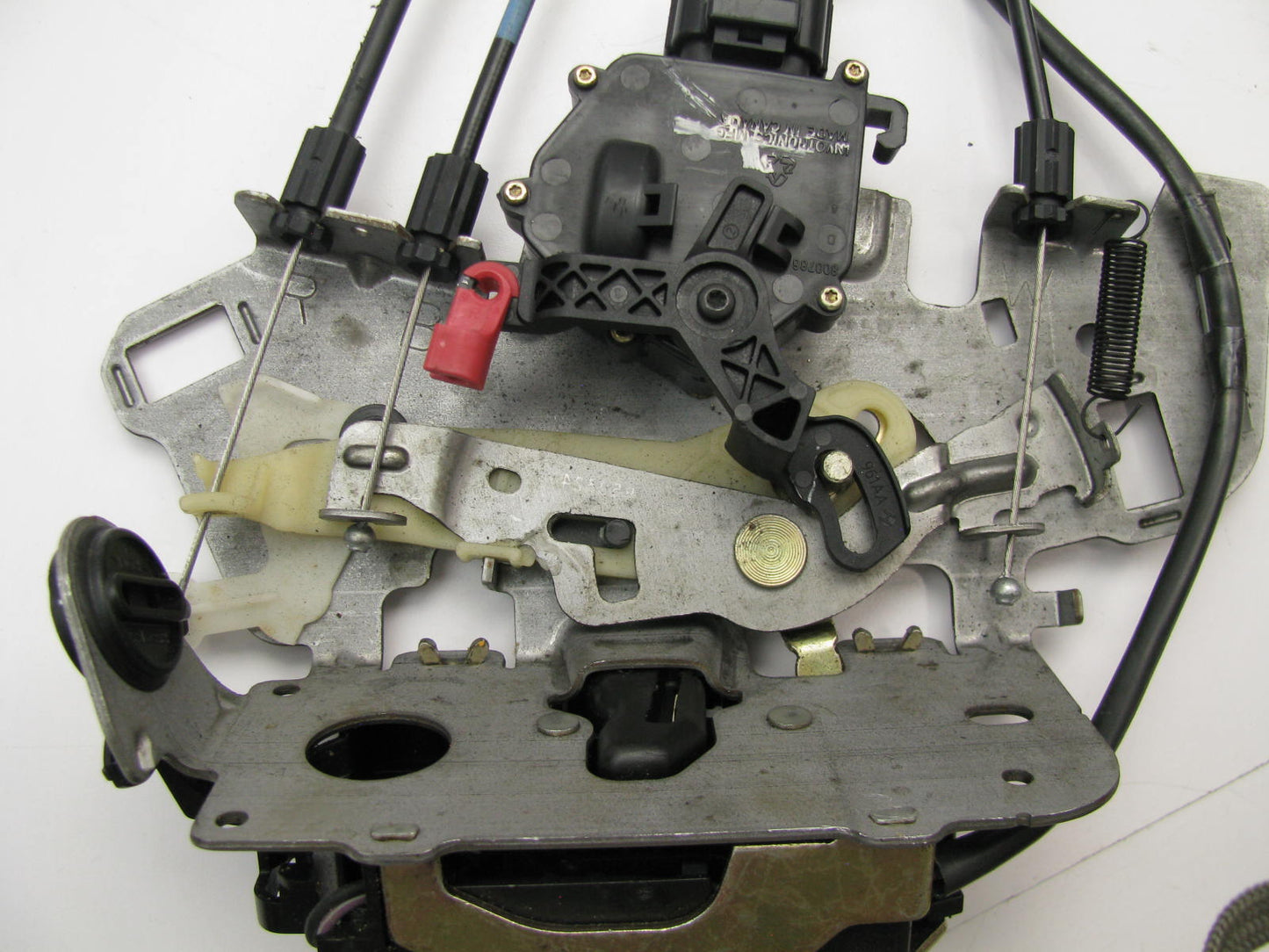 NEW OEM UNBOXED 5093405AC Left Side Sliding Door Lock Latch - W/O Power Locks