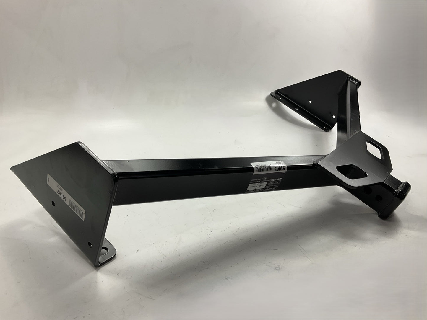 Missing Hardware - Reese 51062 Rear Trailer Hitch For 96-07 Dodge Grand Caravan