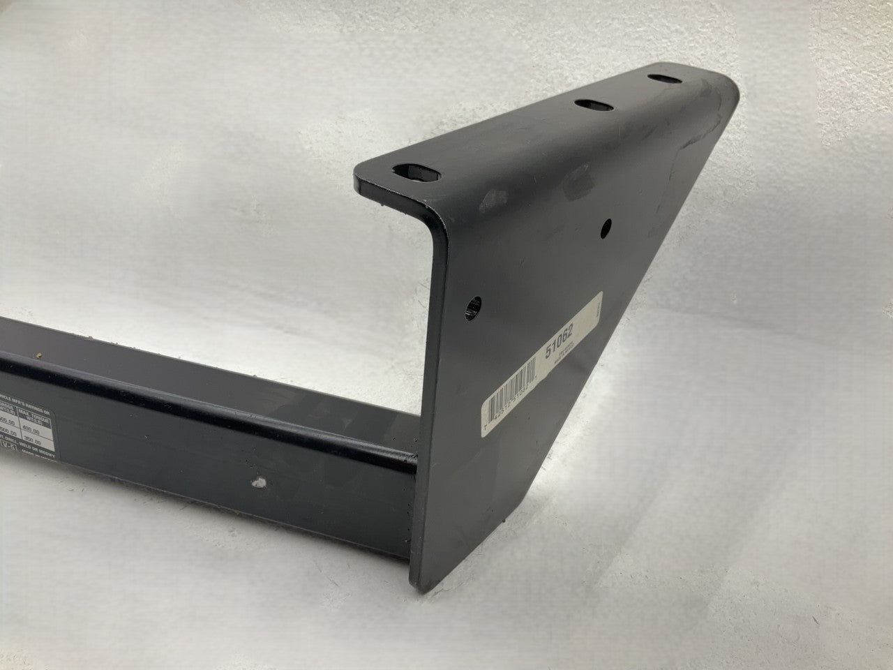 NEW - OUT OF BOX 51062 Class III Trailer Hitch, 2'' Receiver