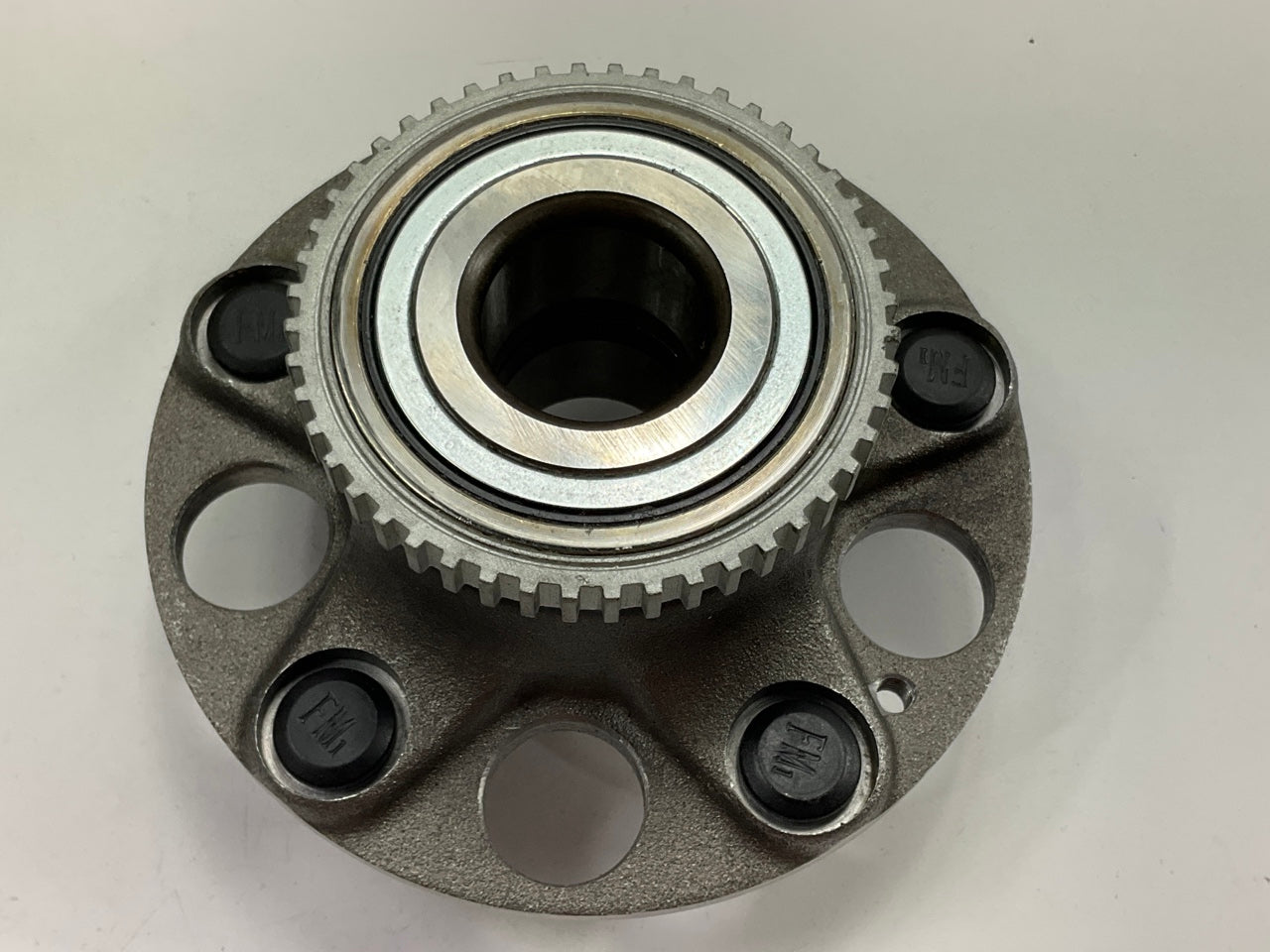 NEW - UNBOXED 512188 Wheel Bearing And Hub Assembly, Rear