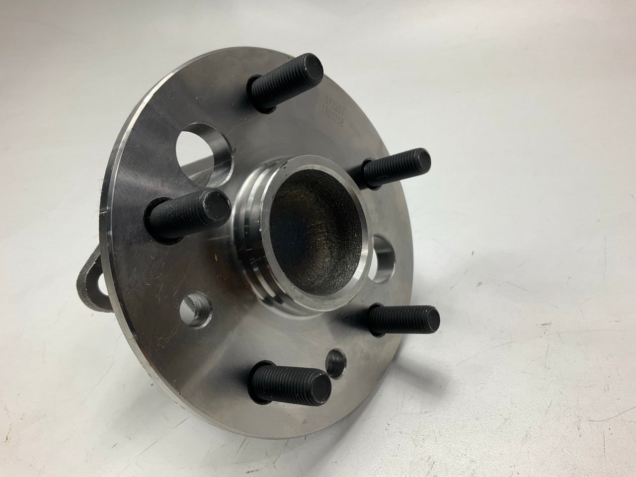 NEW - OUT OF BOX 512207 Rear Right Wheel Bearing And Hub Assembly