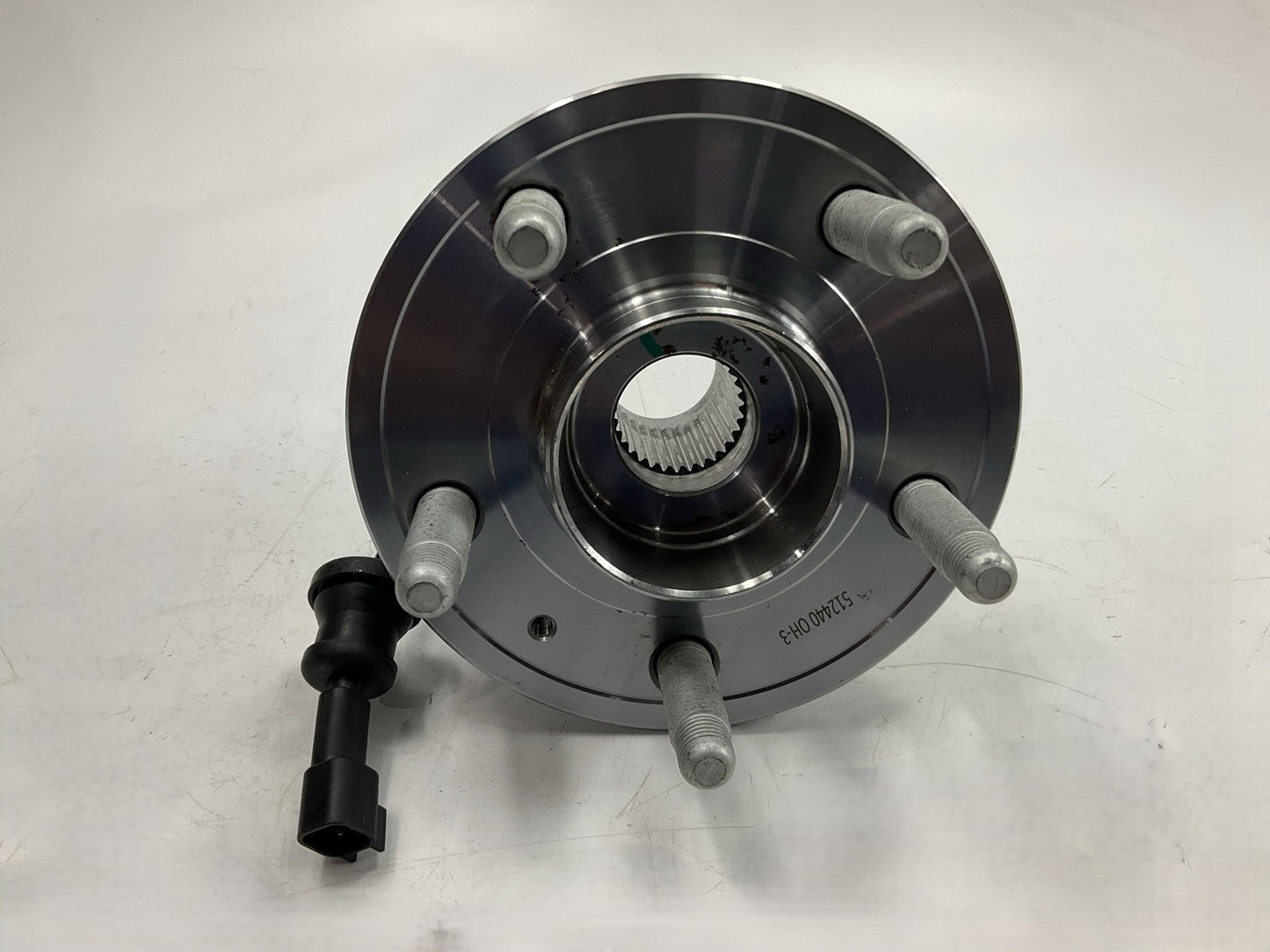NEW - UNBOXED 512440 Wheel Bearing And Hub Assembly, Rear