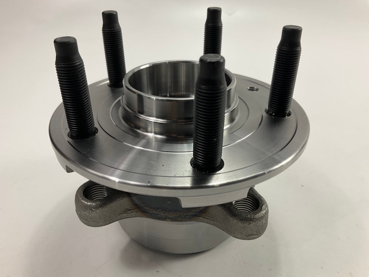NEW - OUT OF BOX 512641 Front Wheel Hub & Bearing Assembly