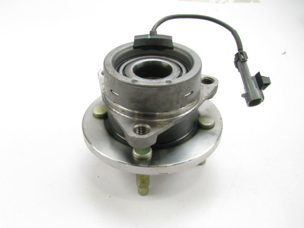 NEW - OUT OF BOX 513204 Wheel Bearing And Hub Assembly - Front