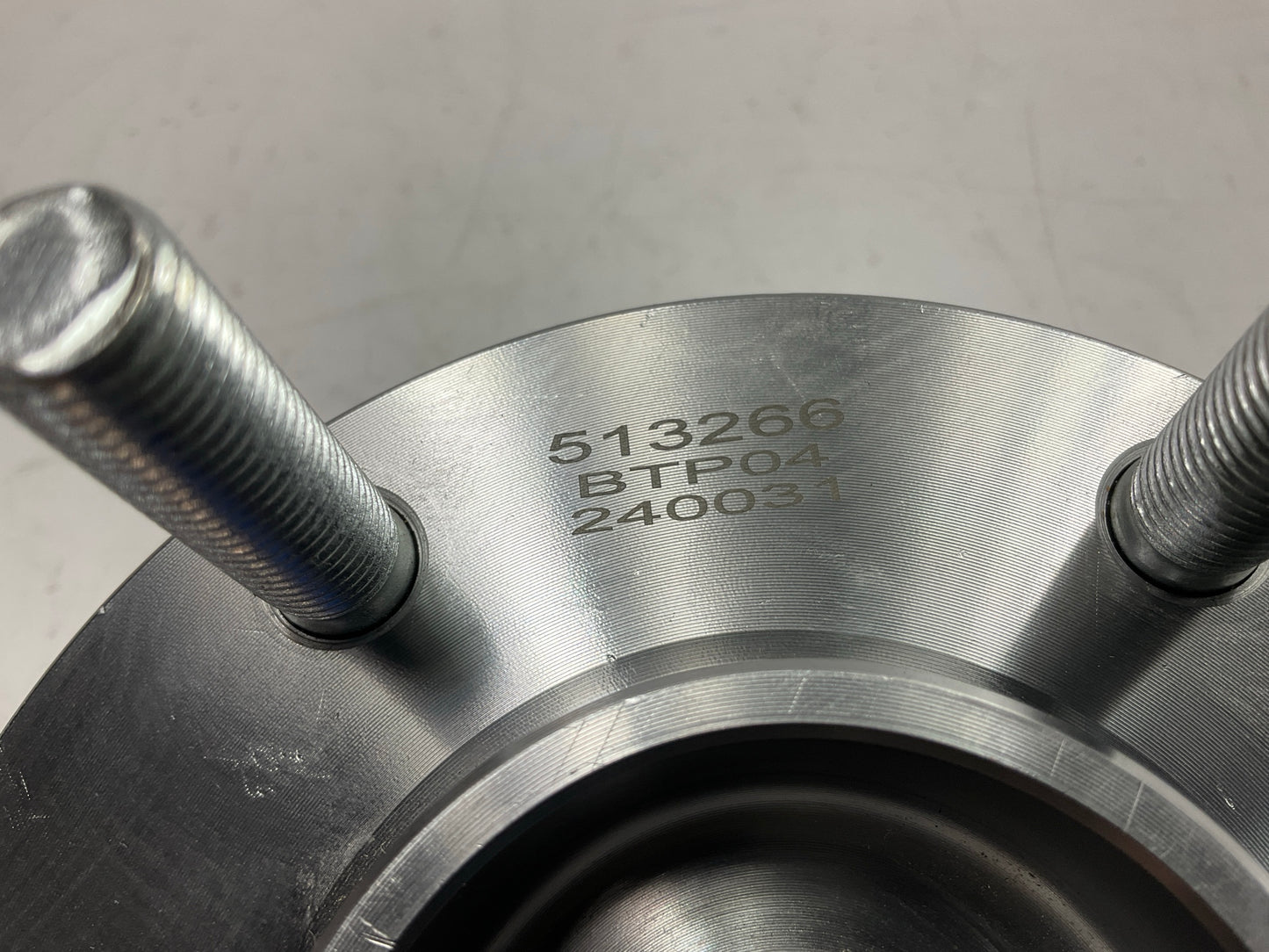NEW - OUT OF BOX 513266 Wheel Bearing And Hub Assembly
