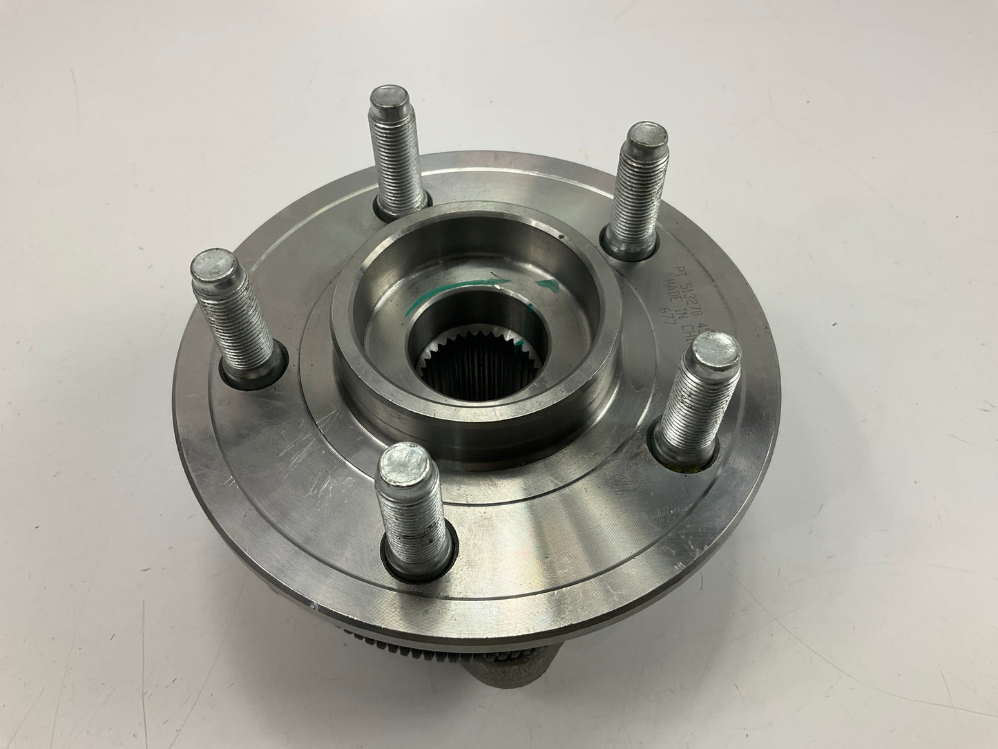 NEW - UNBOXED 513270 Front Wheel Bearing And Hub Assembly