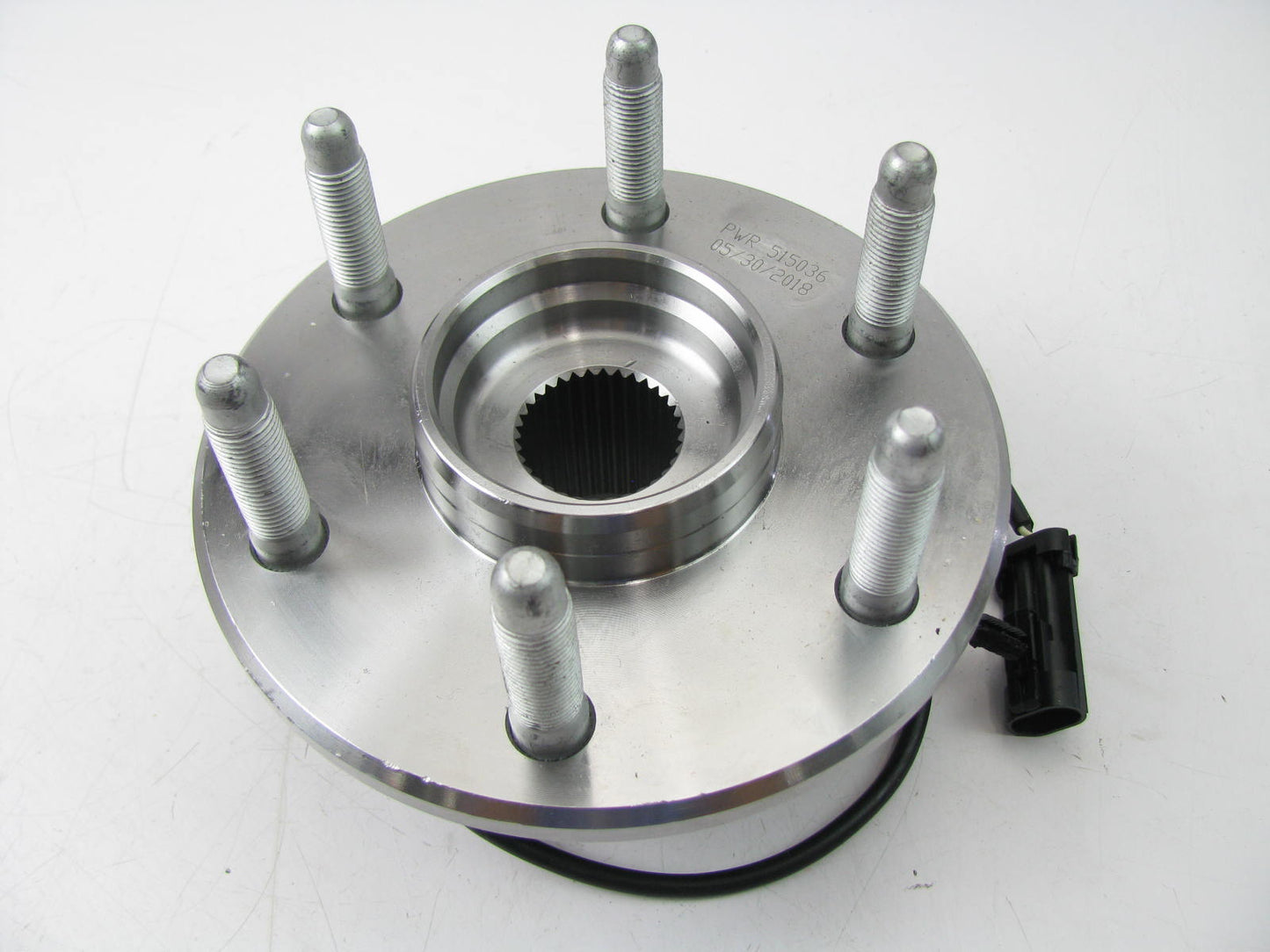 NEW - OUT OF BOX 515036 Wheel Bearing And Hub Assembly - Front