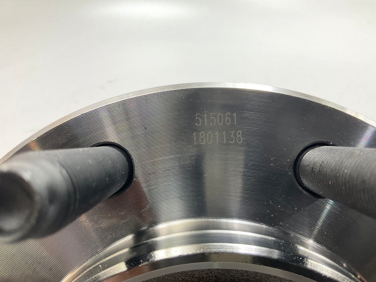 NEW - UNBOXED 515061 Wheel Bearing And Hub Assembly, Front