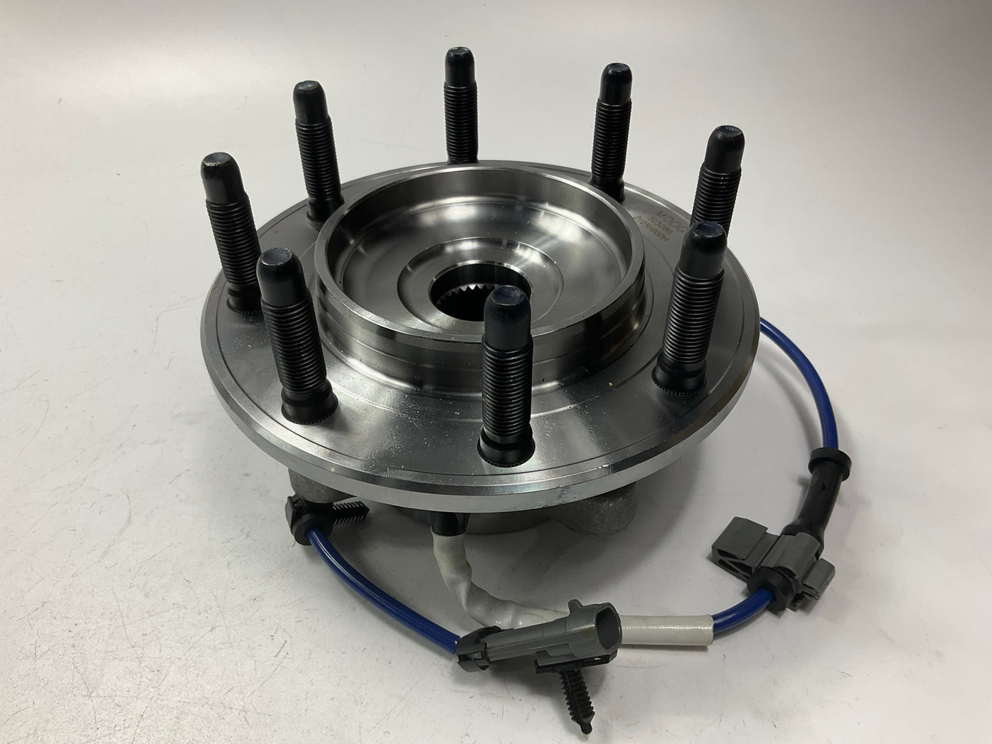 NEW - UNBOXED MOOG 515086 Wheel Bearing And Hub Assembly, Front