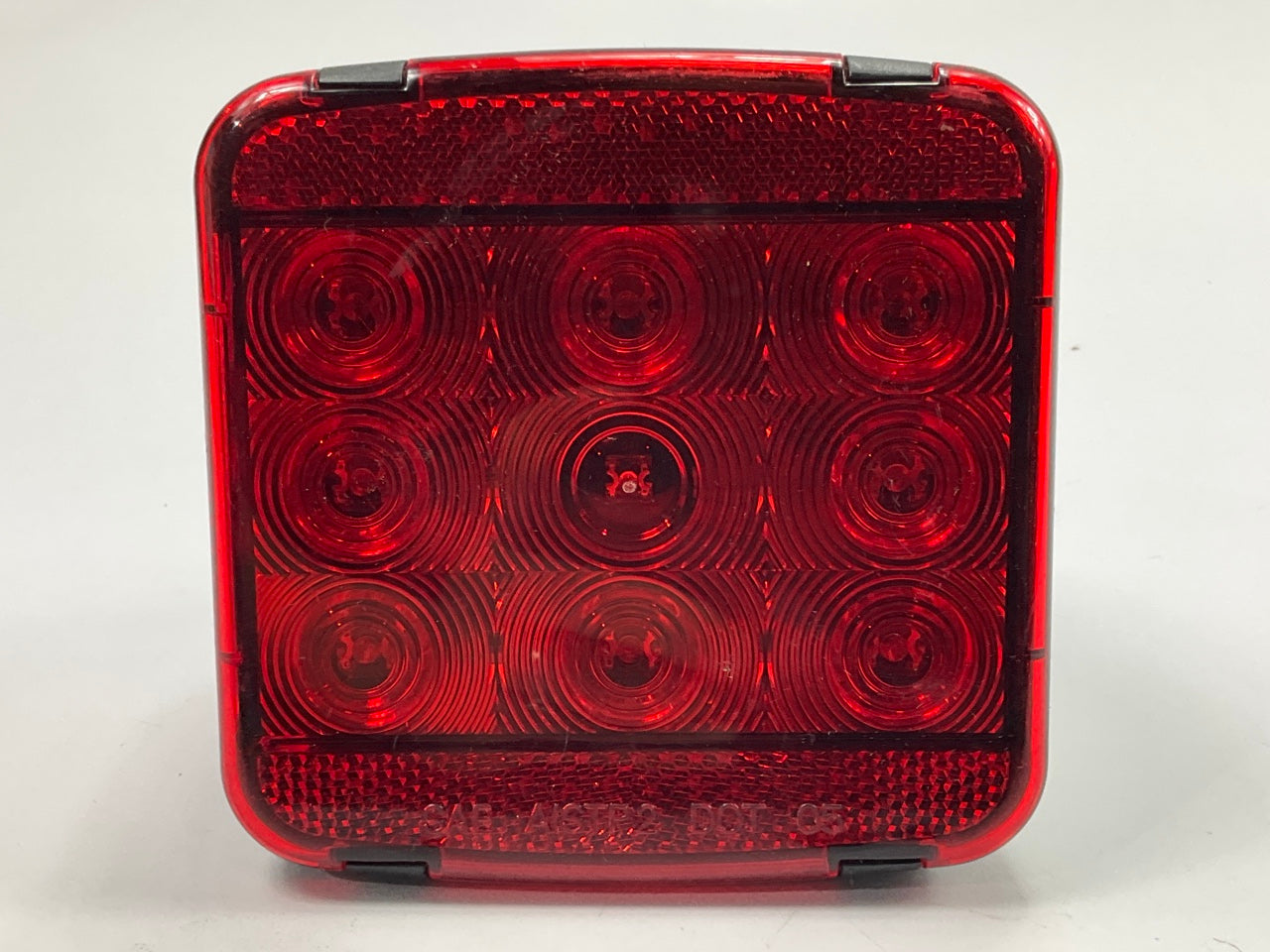 NEW UNBOXED Grote 51972-5 Submersible LED Trailer Lighting Kit, Stop/Tail/Turn