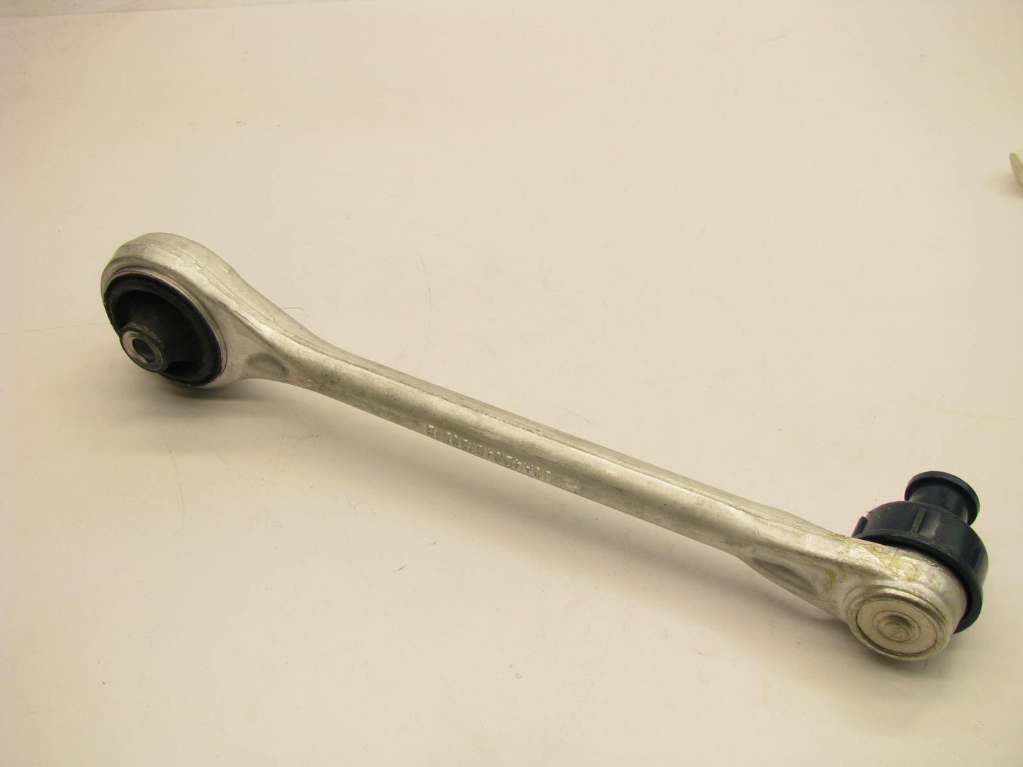 NEW - OUT OF BOX 520720 Lateral Link Control Arm & Ball Joint Assembly