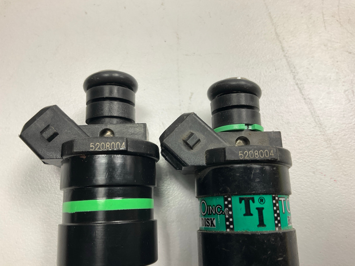 (4) NEW UNBOXED 5208004 Fuel Injectors - 1984-1985 Ford, Mercury 1.6L