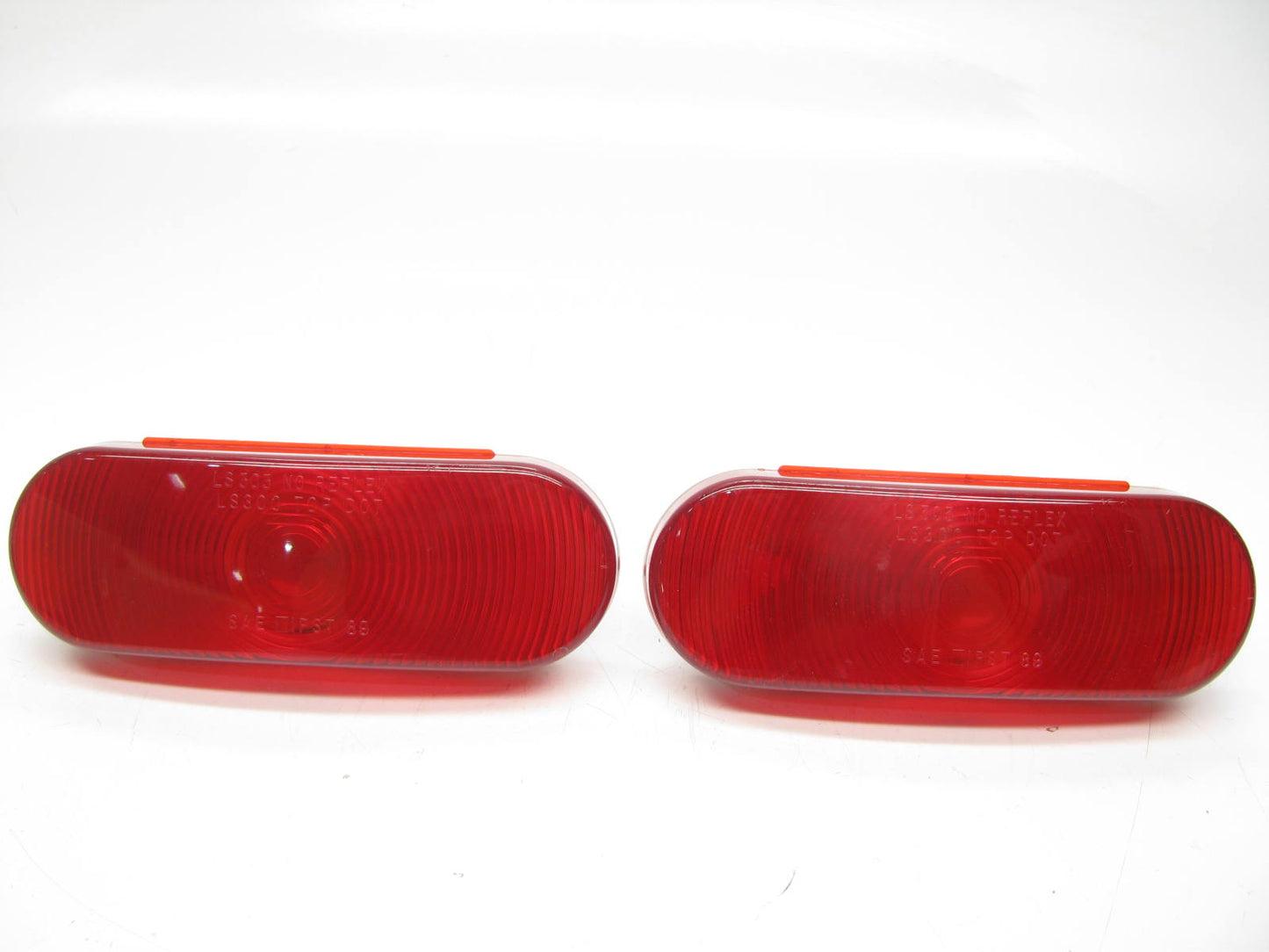 (2) UNBOXED Grote 52892 Torsion Mount III Red Oval Stop Tail Turn Light Lamp