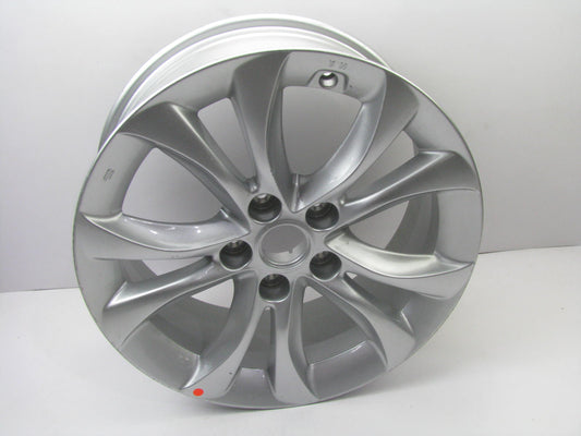 COSMETIC LIGHT SCUFFS NEW Alloy Wheel Rim 7X17 52910-3M570 OEM For 12-14 Genesis