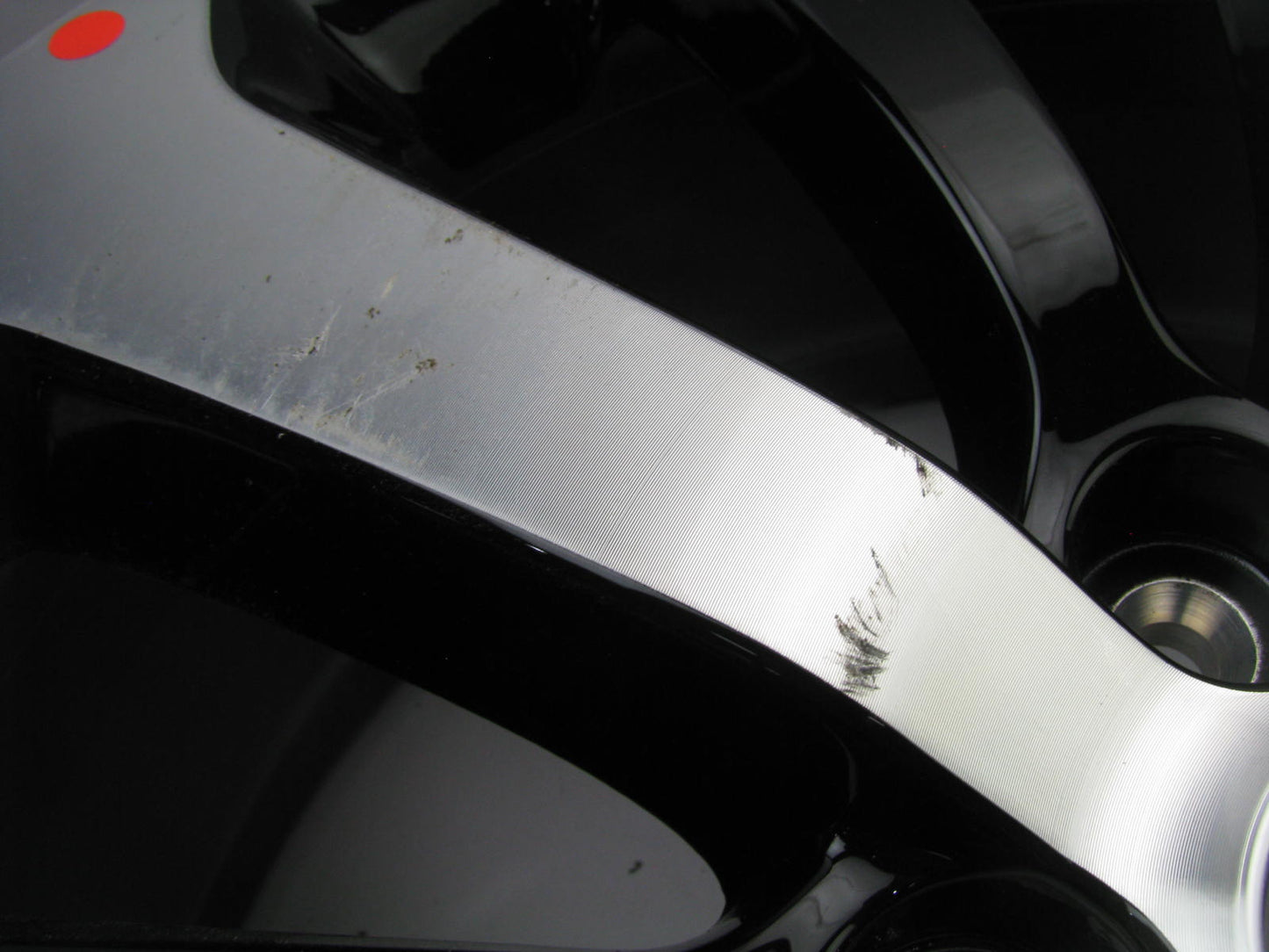 COSMETIC DAMAGE NEW 18'' Alloy Black Wheel Rim 52910-C5230 OEM For 16-18 Sorento