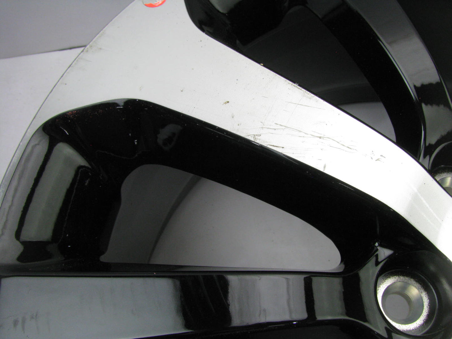 COSMETIC DAMAGE - NEW 18'' Alloy Wheel 7.5X18 52910-C5230 OEM For 16-18 Sorento