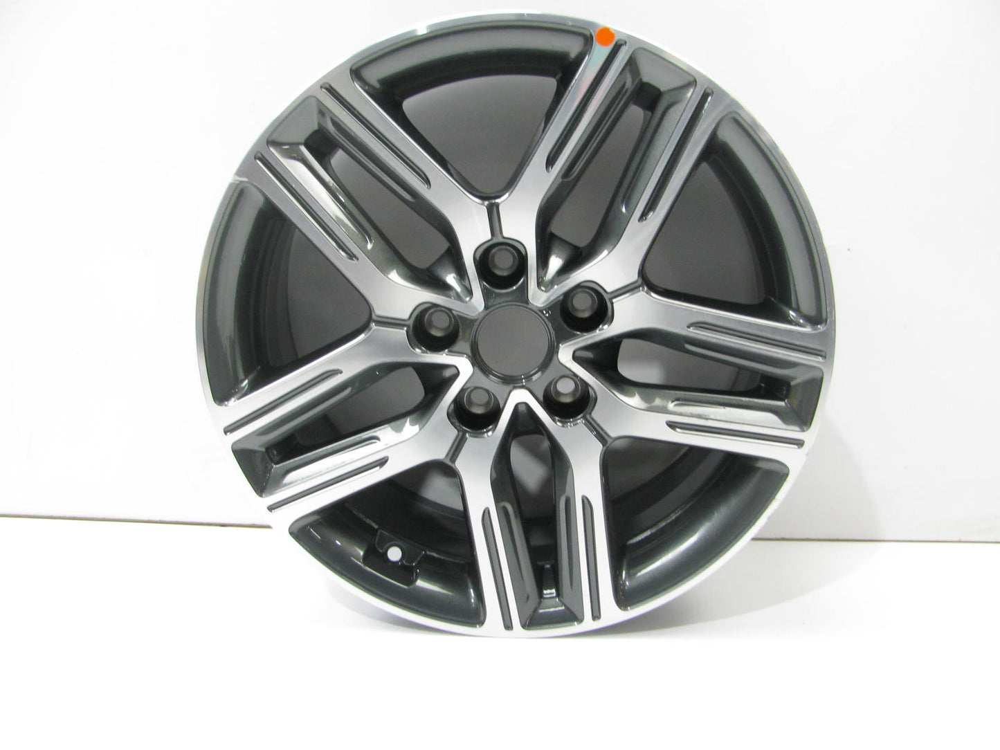 USED OEM 17'' Wheel Rim For 2019-2024 Kia Forte 52910M7400, Has Scuffs SEE PHOTOS