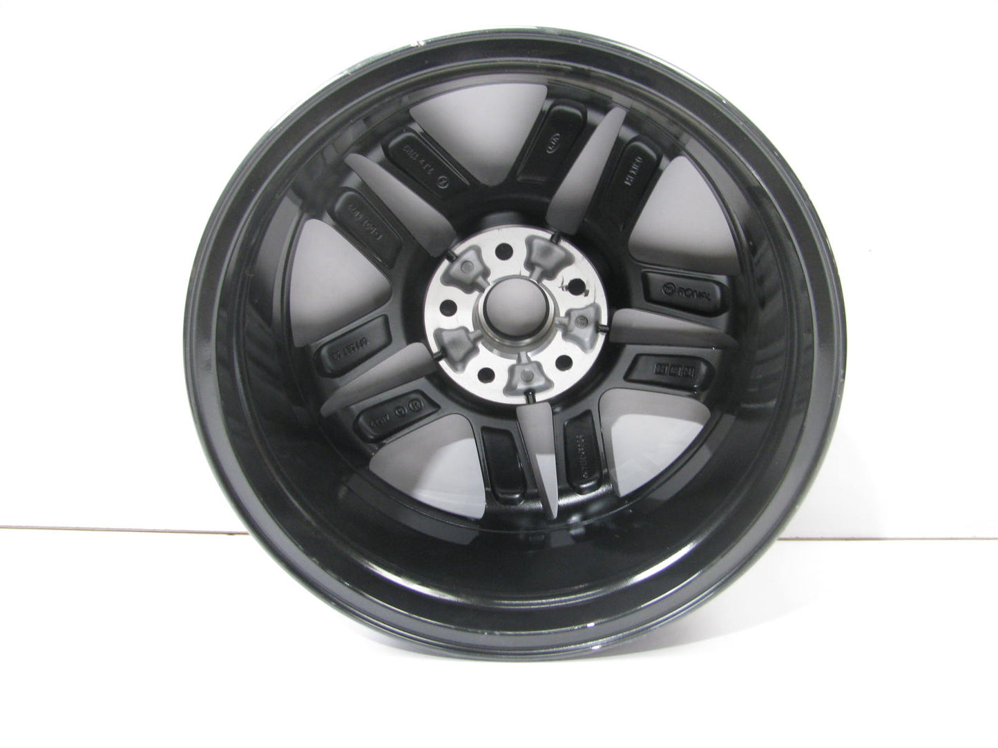 USED OEM 17'' Wheel Rim For 2019-2024 Kia Forte 52910M7400, Has Scuffs SEE PHOTOS