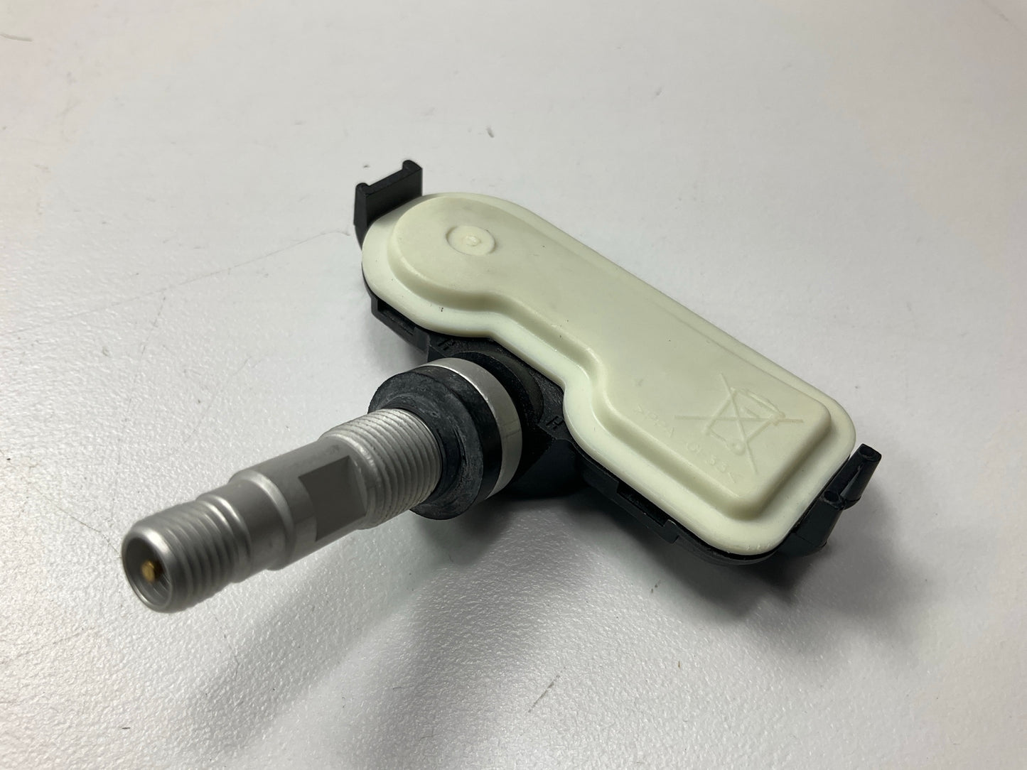 NEW UNBOXED 529333X205 TPMS Tire Pressure Monitor Sensor 14-16 Elantra 52933X205