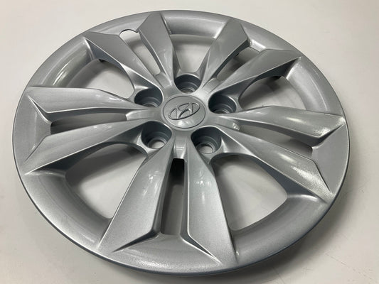 VERY LIGHTLY USED - OEM 52960-3Q010 16'' Wheel Cover Hubcap For 2011-2014 Sonata