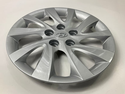 VERY LIGHTLY USED - OEM 52960-3Y100 16'' Wheel Cover Hubcap For 2011-2015 Elantra