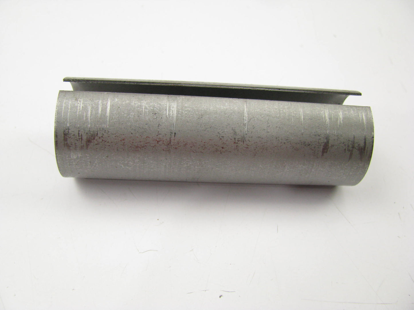 (2) NEW - OEM Mopar UNBOXED Ignition Wire Heat Shields 53020419 PAIR