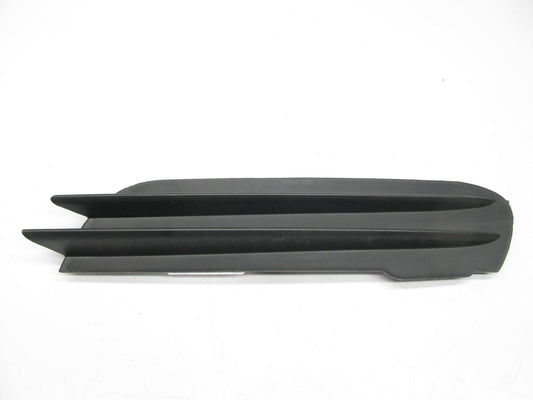 Right Passengers Fog Light Fog Lamp Cover For 2011-15 Chrysler Town & Country