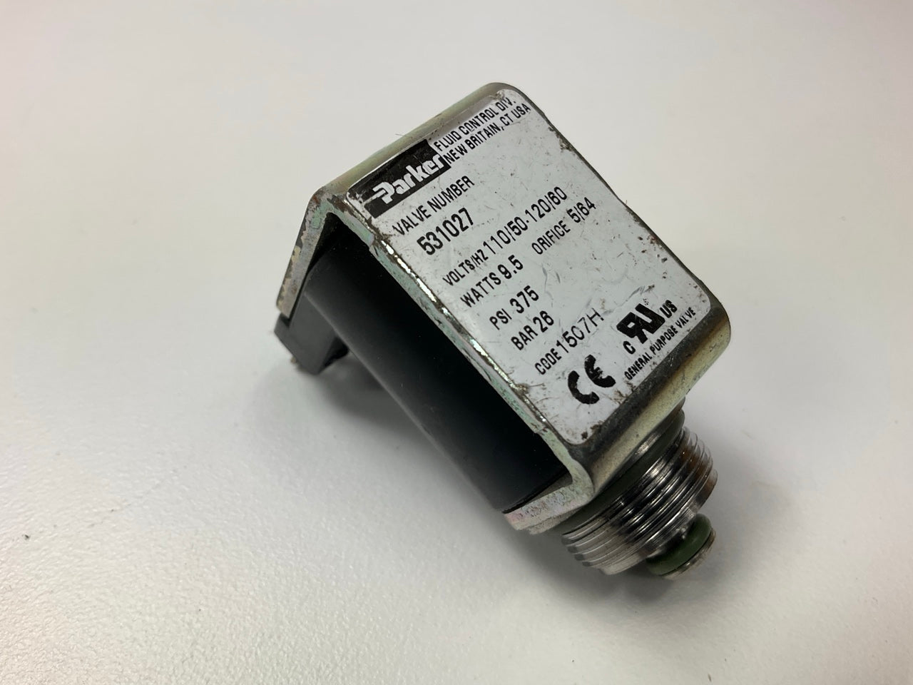NEW UNBOXED Parker 531027 Replacement Solenoid 120 Volt Coil