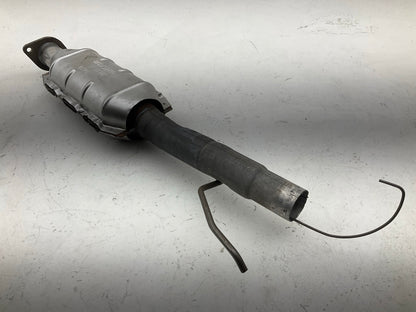 New Unboxed Walker 53389 Catalytic Converter - 2001-2004 Ford Escape, Tribute