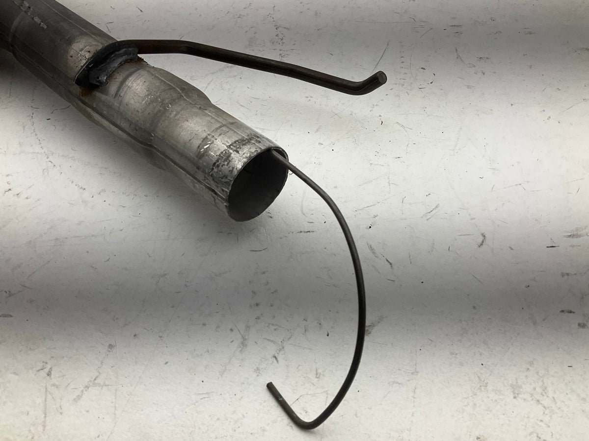 New Unboxed Walker 53389 Catalytic Converter - 2001-2004 Ford Escape, Tribute