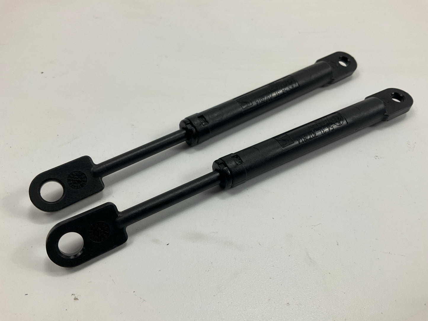(2) NEW - UNBOXED 54317072814 Power Top Support Cylinder For 2003-2008 BMW Z4