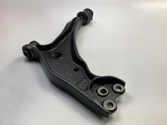 NEW Aftermarket 54500-7B000 Front Right Lower Control Arm For 1999-2002 Quest