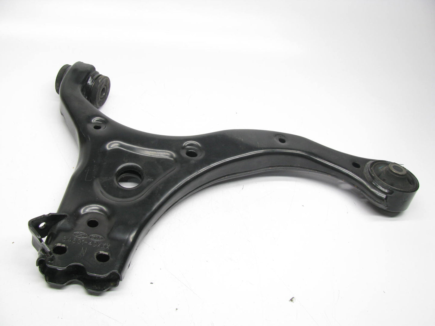 NEW UNBOXED OEM  Front Lower Control Arms Right & Left For 2006-2014 Kia Sedona