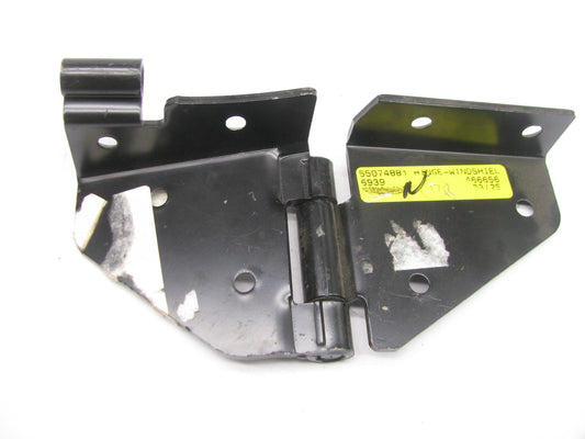 NEW OUT OF BOX 55074881 Left Upper Body Half Hinge For 1991-95 Wrangler