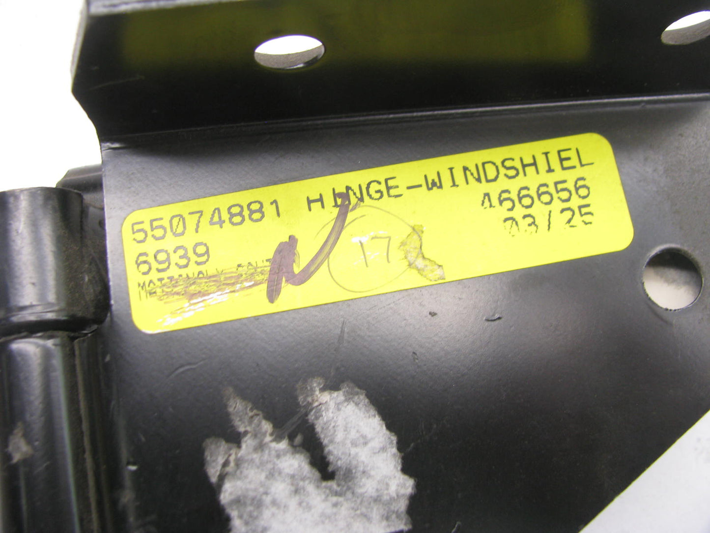 NEW - OUT OF BOX 55074881 Left Upper Body Half Hinge For 1991-1995 Wrangler