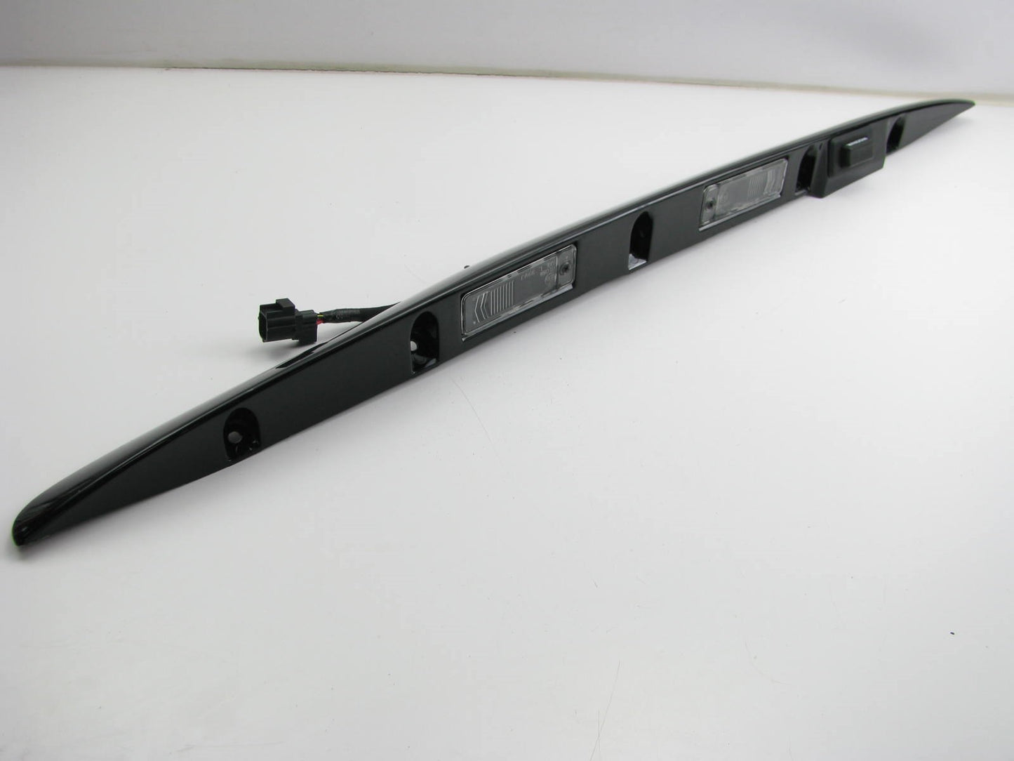 Rear Lift Gate License Plate Light Housing Trim Black For 1999-04 Grand Cherokee