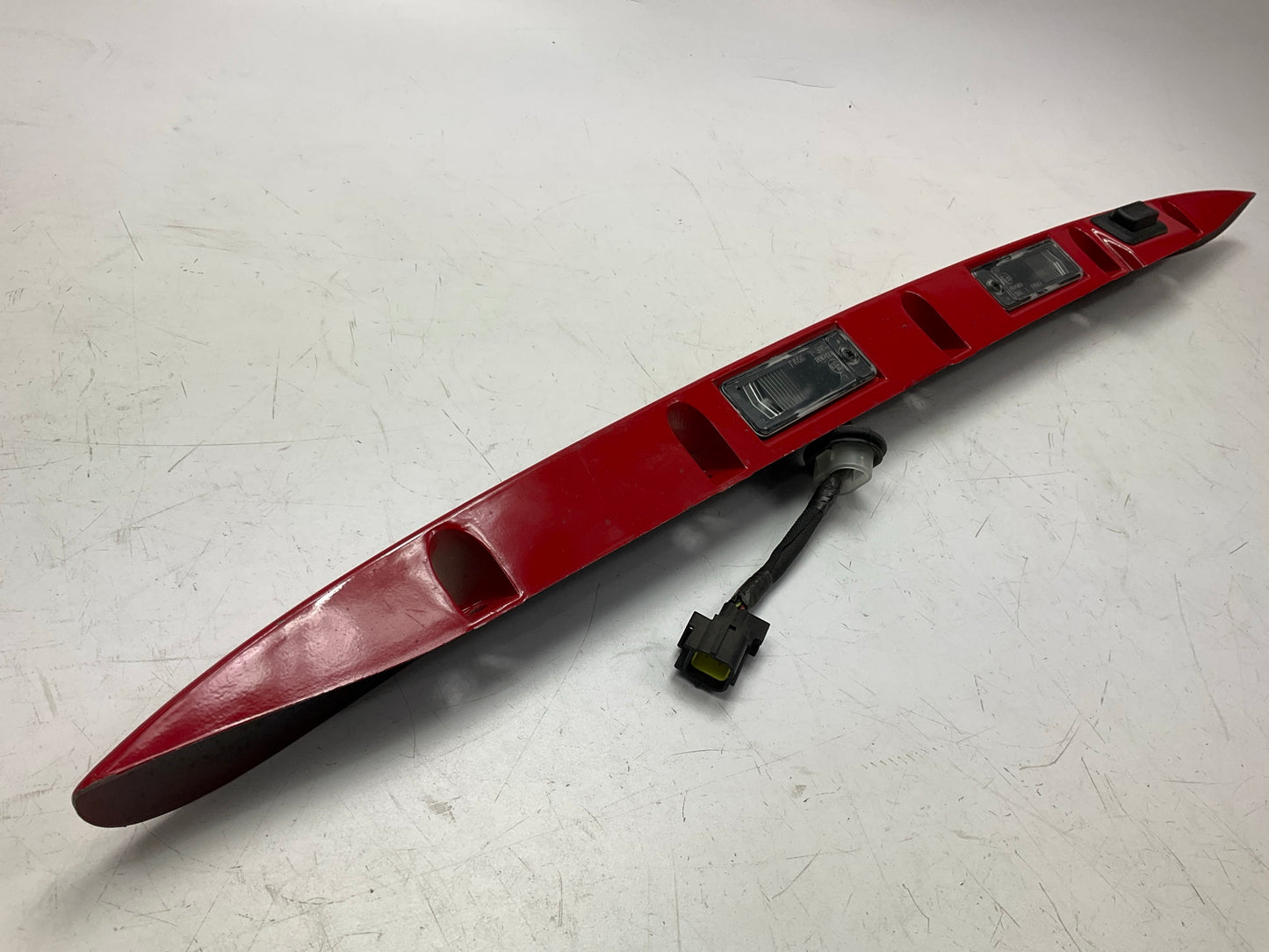 USED SCRATCHED - License Plate Lamp Light Trim Flame Red 99-04 Grand Cherokee