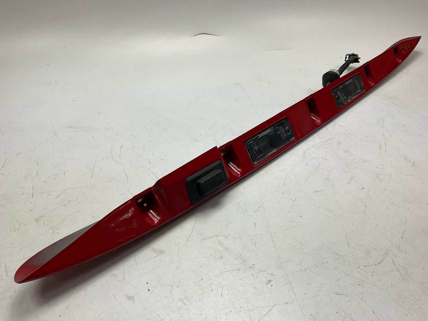 USED SCRATCHED - License Plate Lamp Light Trim Flame Red 99-04 Grand Cherokee