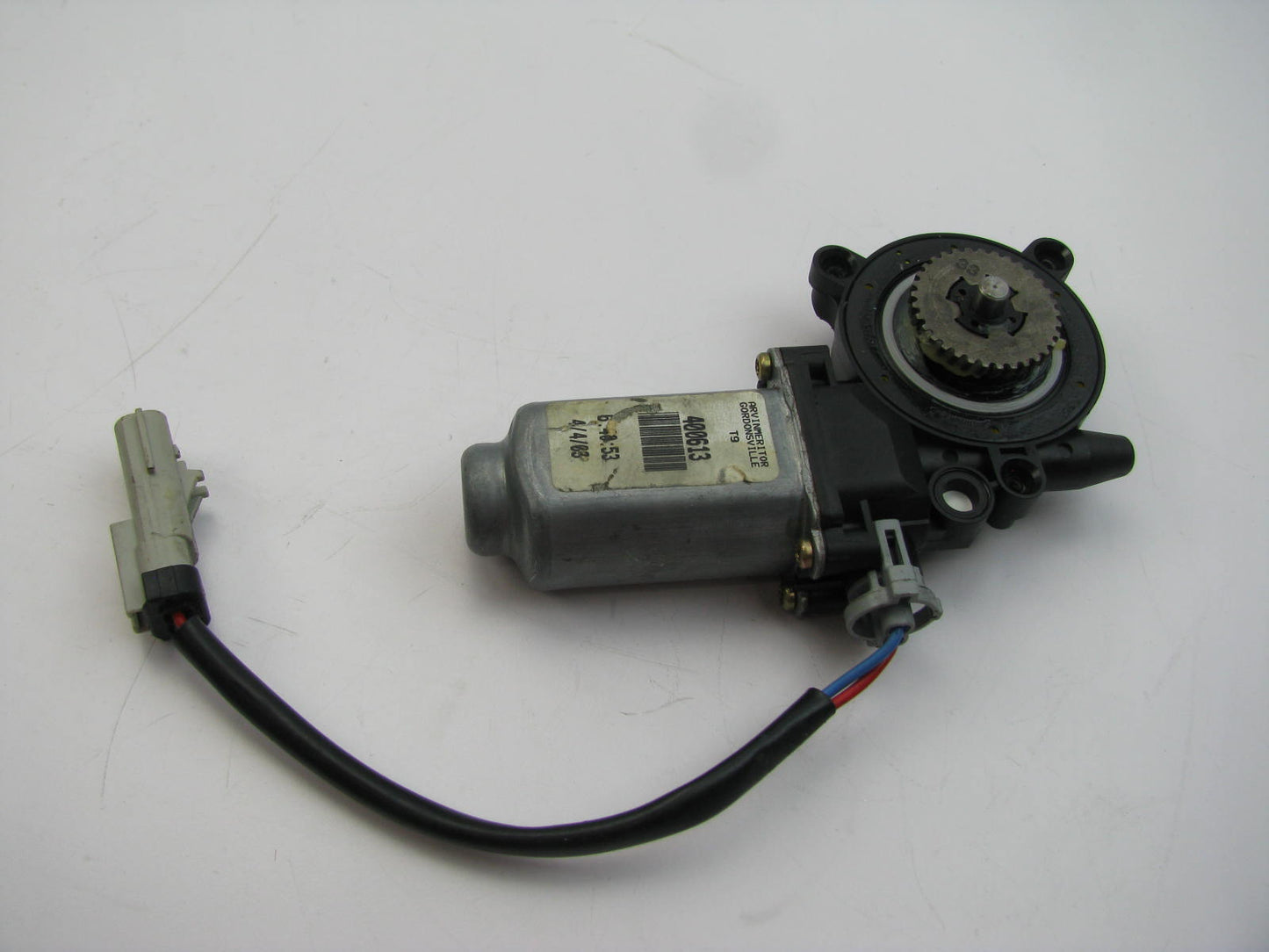 NEW - OUT OF BOX  55360035AH Rear LEFT Power Window Motor For 02-07 Jeep Liberty