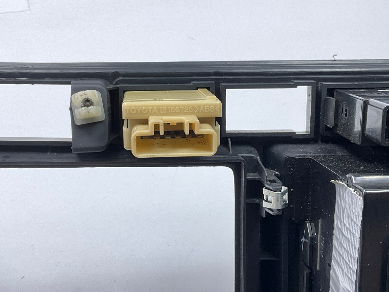 USED OEM 95-97 Land Cruiser A/C Heater Climate Control Switch Dash Bezel Trim