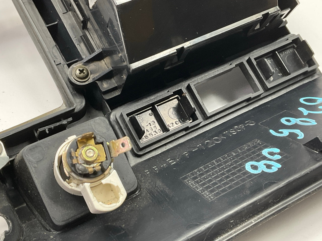 USED OEM 95-97 Land Cruiser A/C Heater Climate Control Switch Dash Bezel Trim