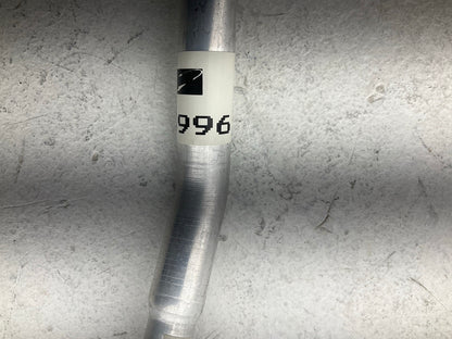 NEW UNBOXED Four Seasons 55996 A/C Refrigerant Suction Hose 1989-1992 Volvo 740