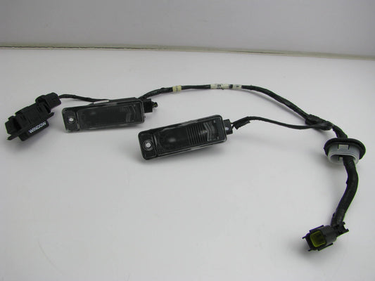 Rear License Plate Lamp Light Back Glass Window Switch 99-04 Grand Cherokee