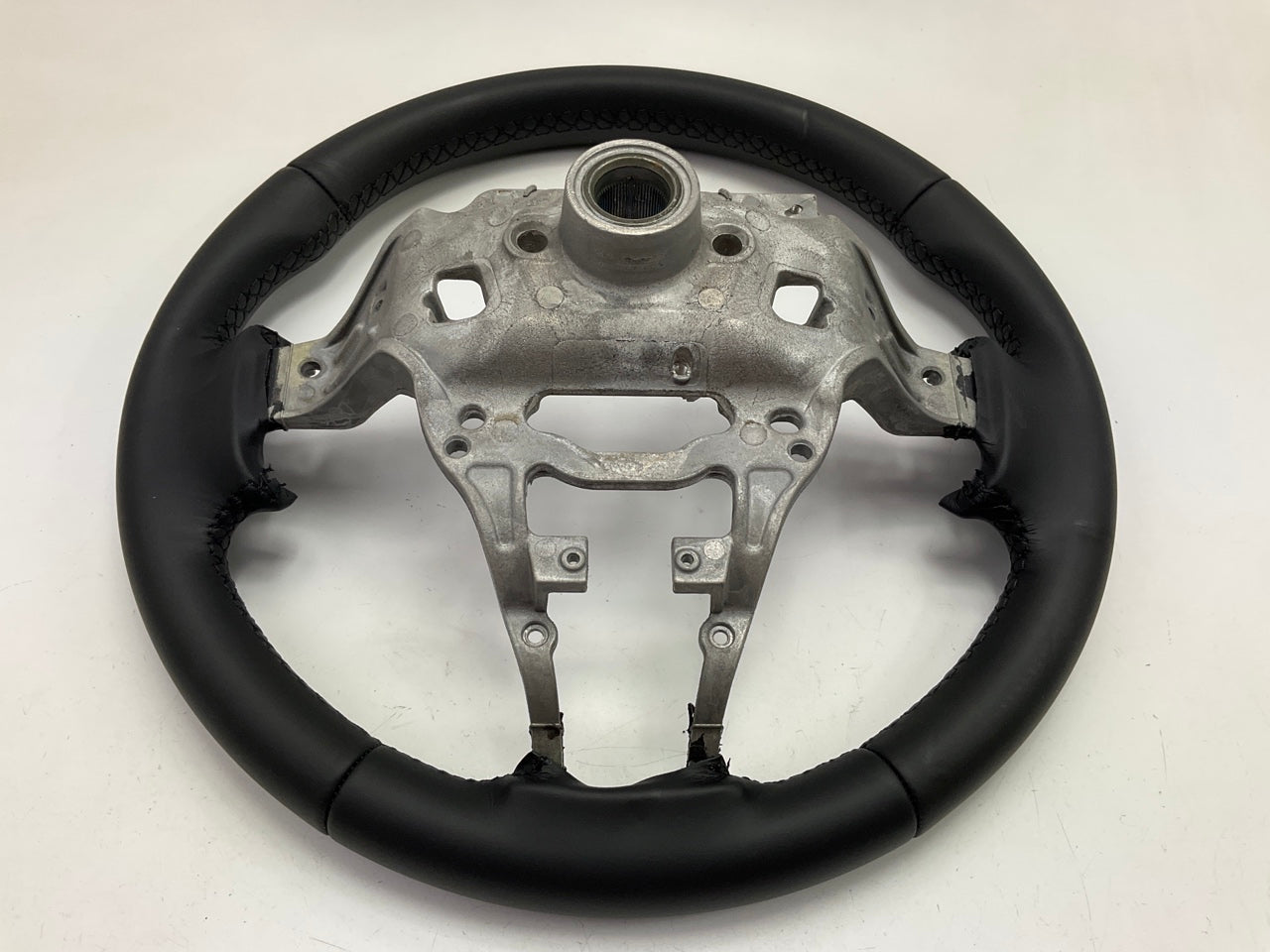 NEW UNBOXED 56131-K0000 Empty Steering Wheel OEM For 2020-2022 Kia Soul