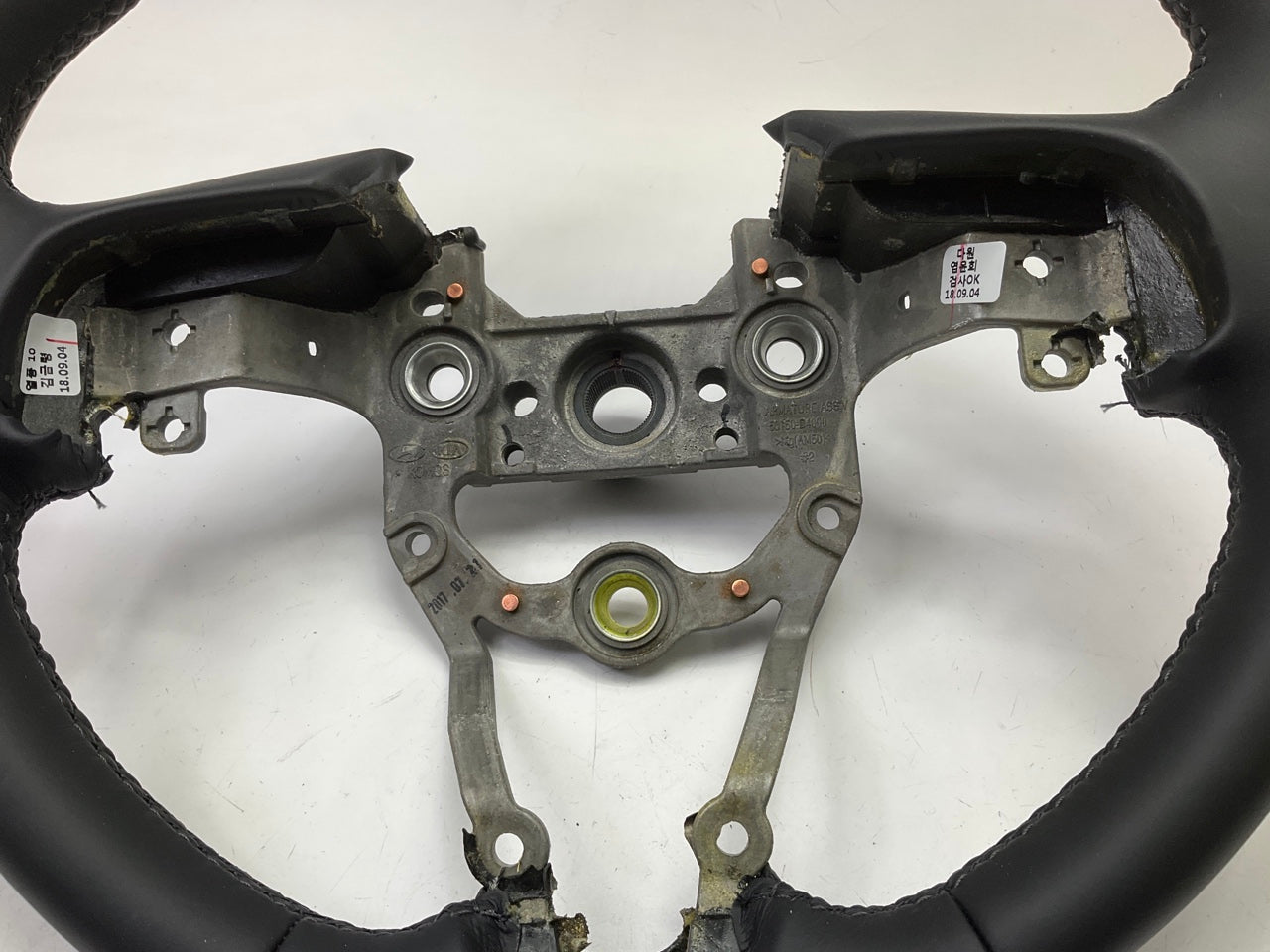NEW UNBOXED 56150D4000 EMPTY Steering Wheel OEM For 2016-2018 Kia Optima