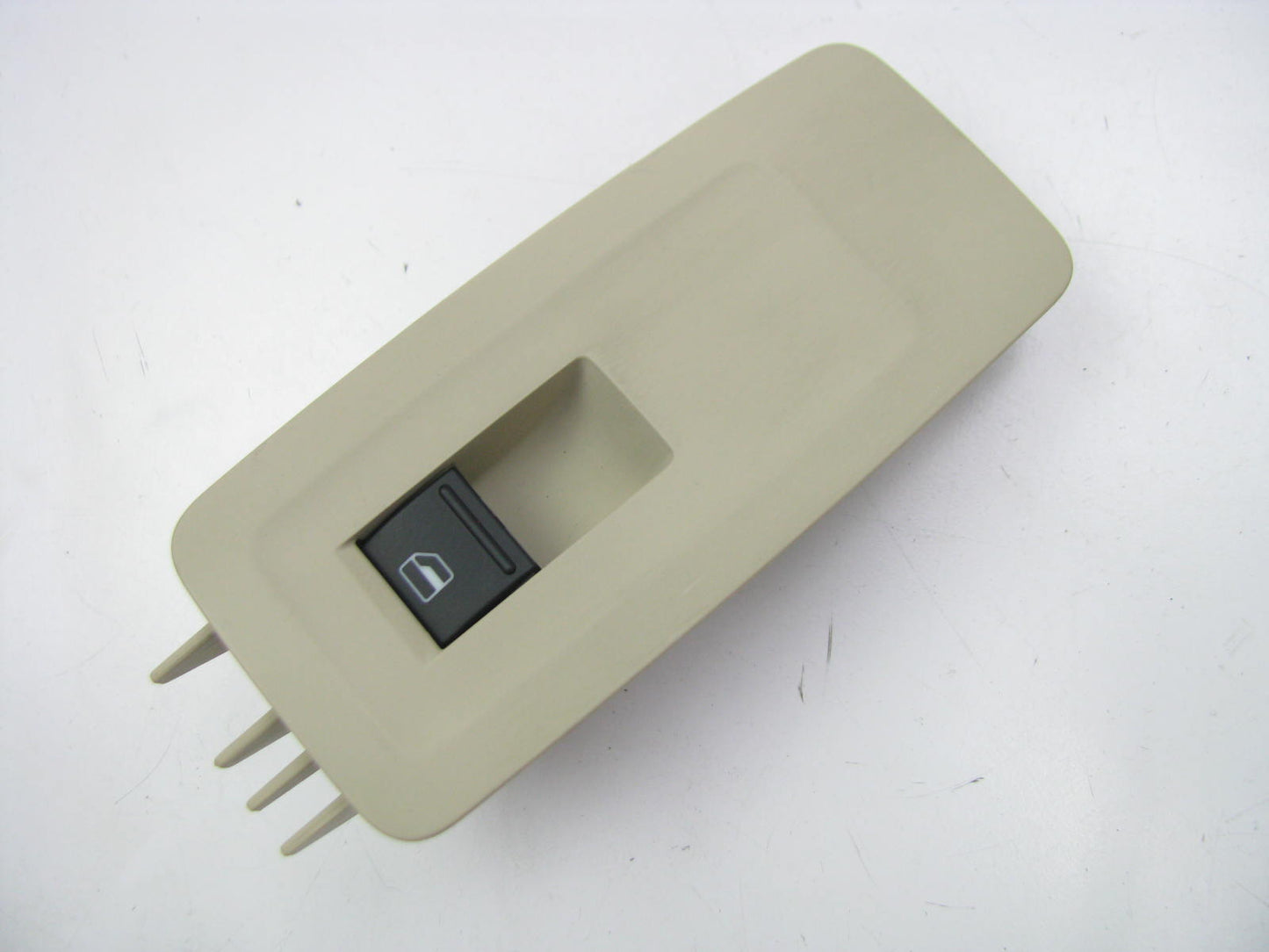 OUT OF BOX VW 561868376 TAN Front Right Power Window Switch 2015-2019 Passat