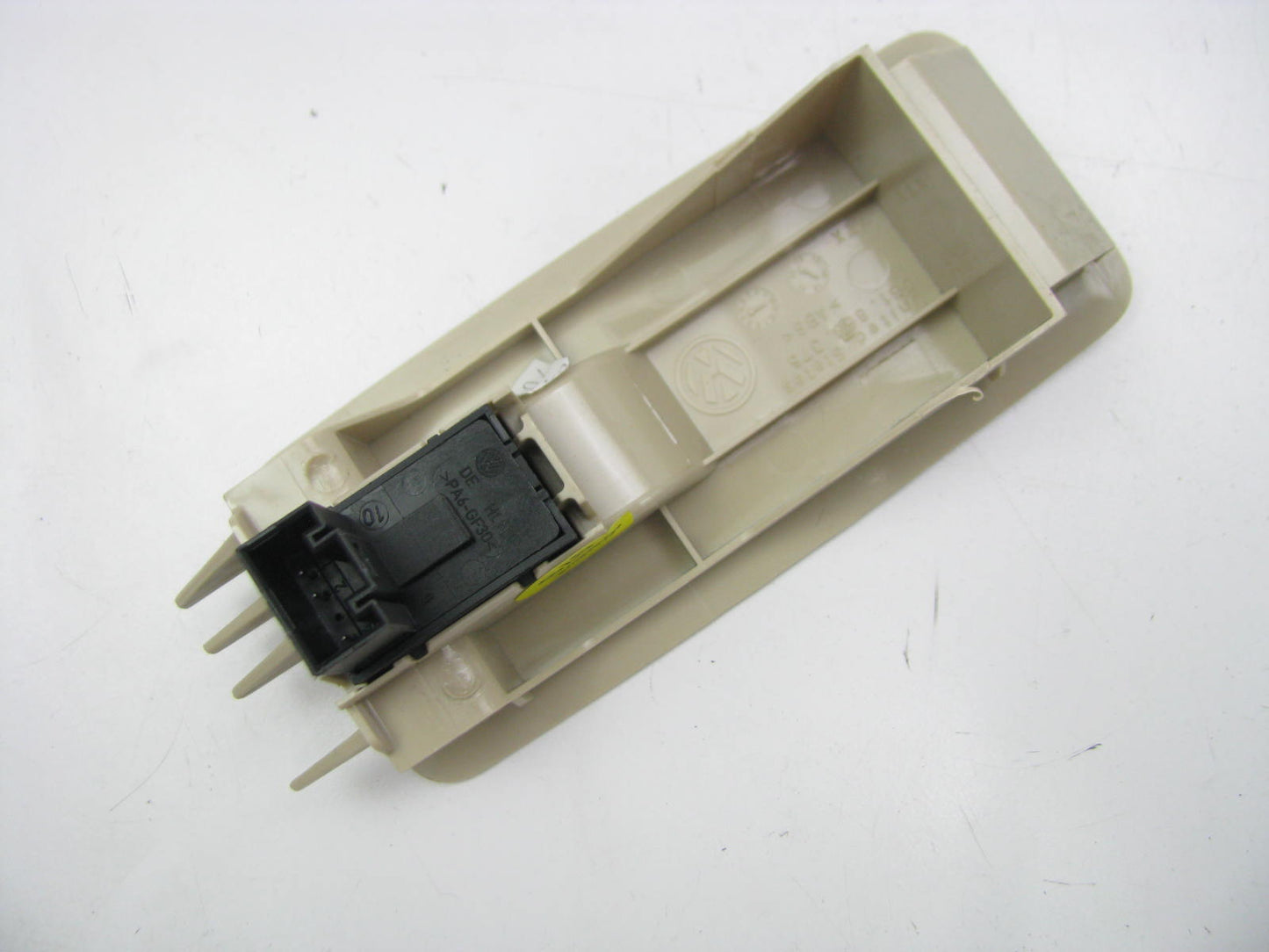 OUT OF BOX VW 561868376 TAN Front Right Power Window Switch 2015-2019 Passat