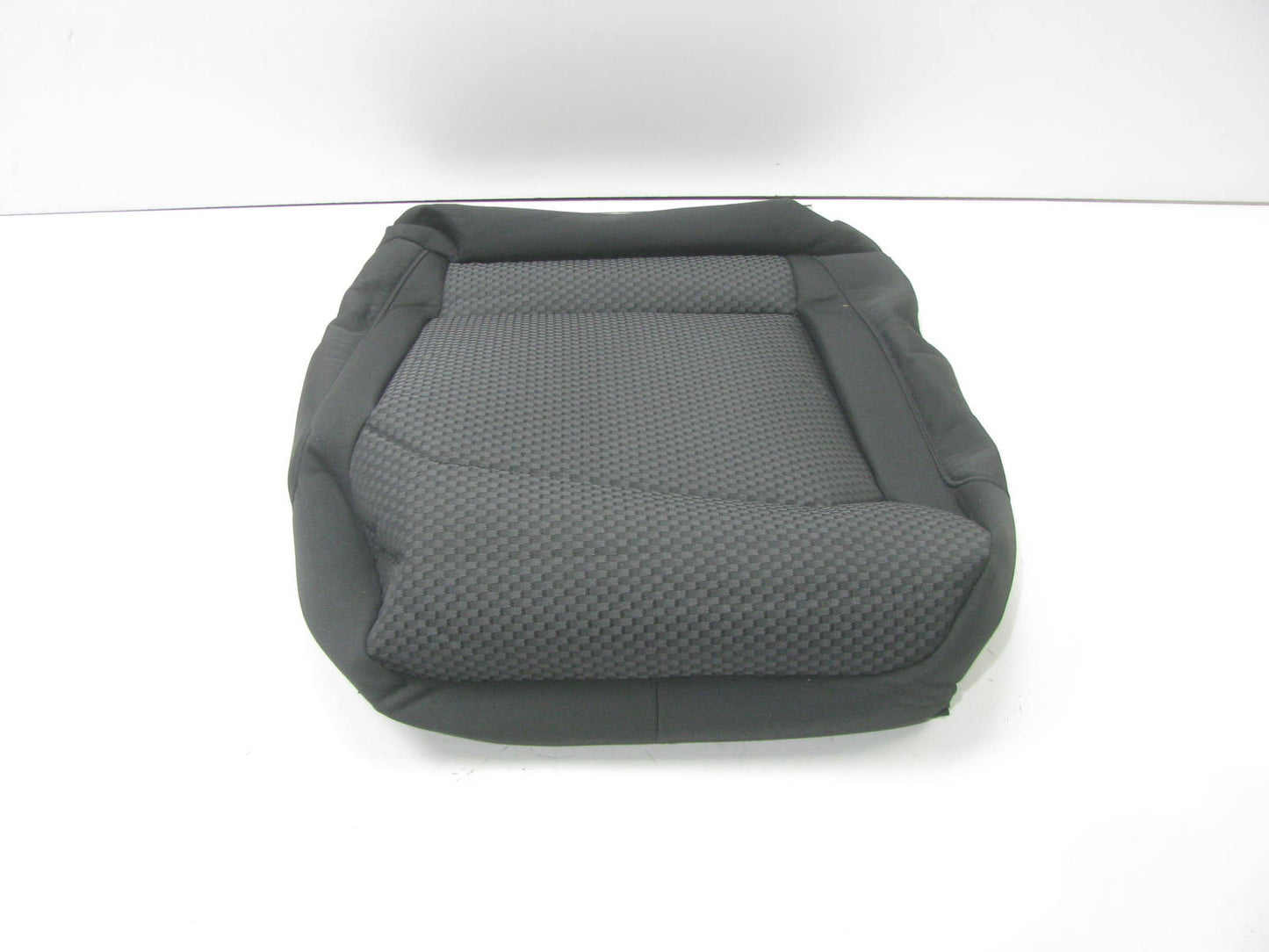 NEW UNBOX Front LEFT Lower SEAT Bottom Cushion Cover, Black Cloth 561881405F-X0B