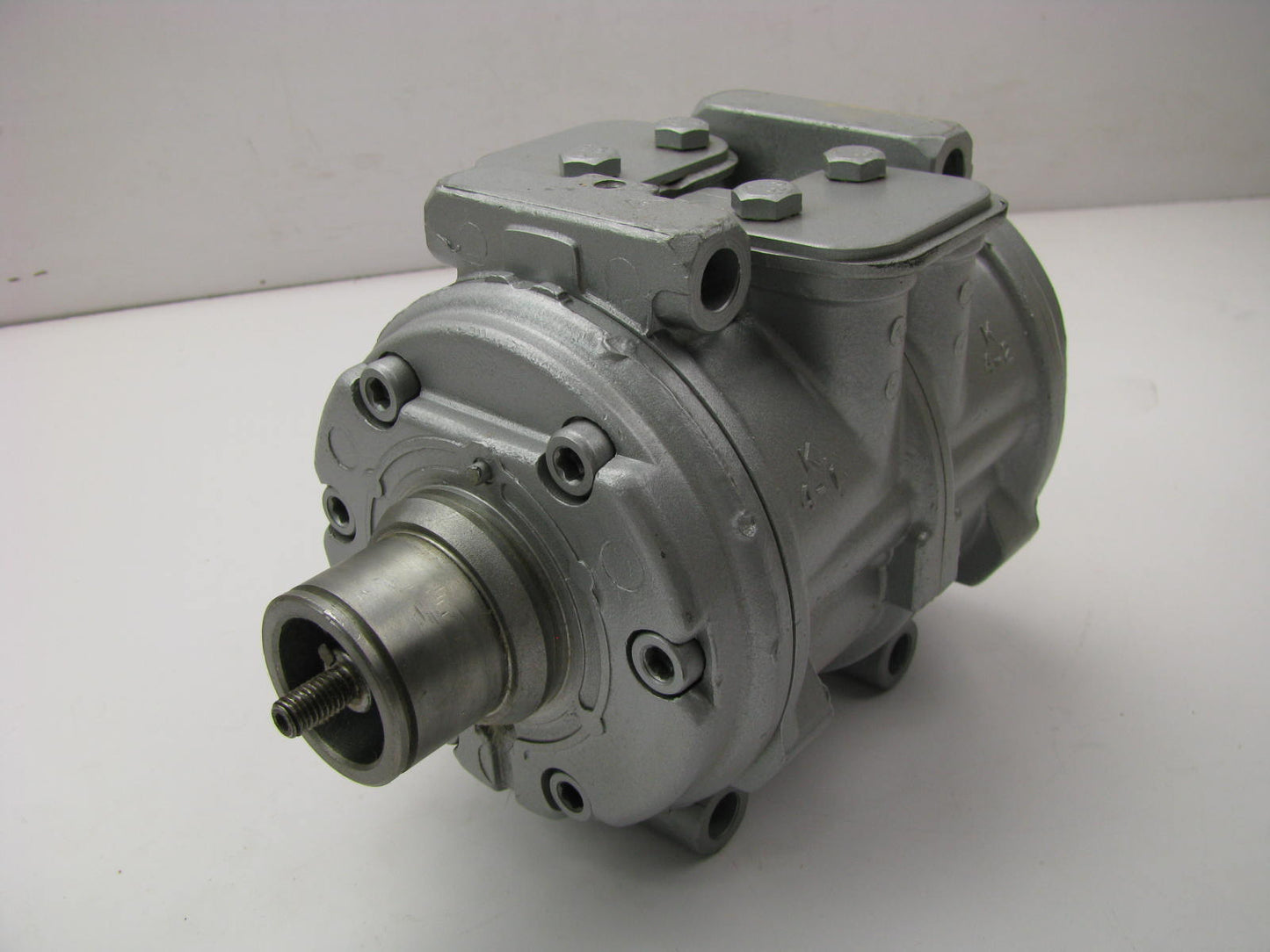 REMAN. 57027 A/C Compressor WITHOUT CLUTCH -  1982-1986 Ford Escort, Lynx