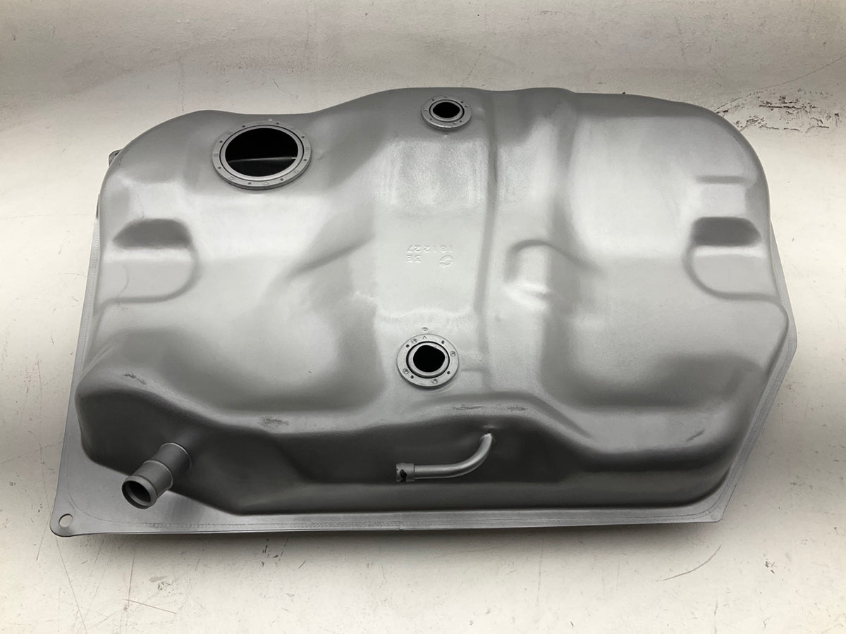 SCRATCH DENT 576-851 Gas Fuel Tank 13 Gallon 1993-1997 Geo Prizm Toyota Corolla